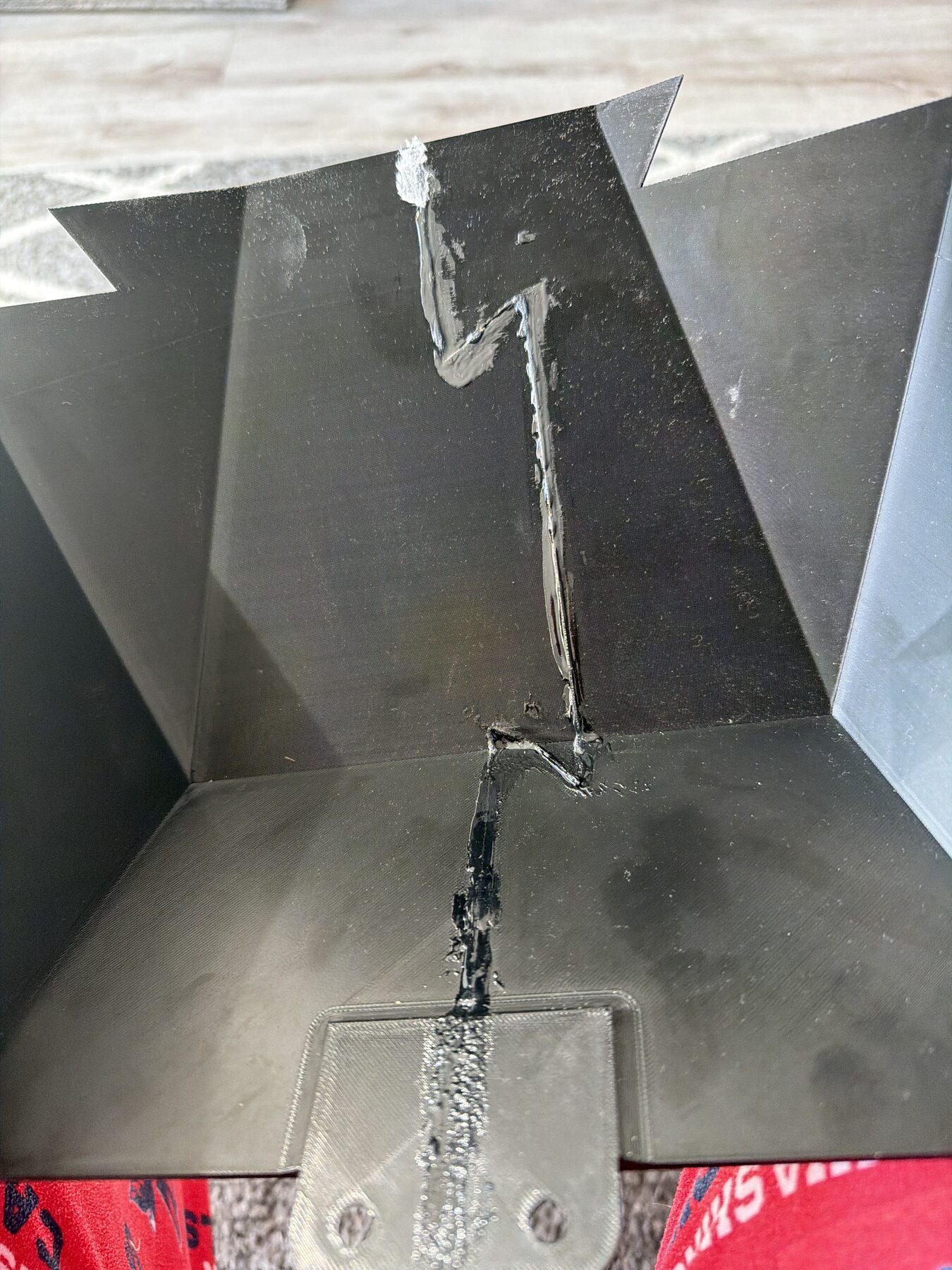 Seam detail after bonding