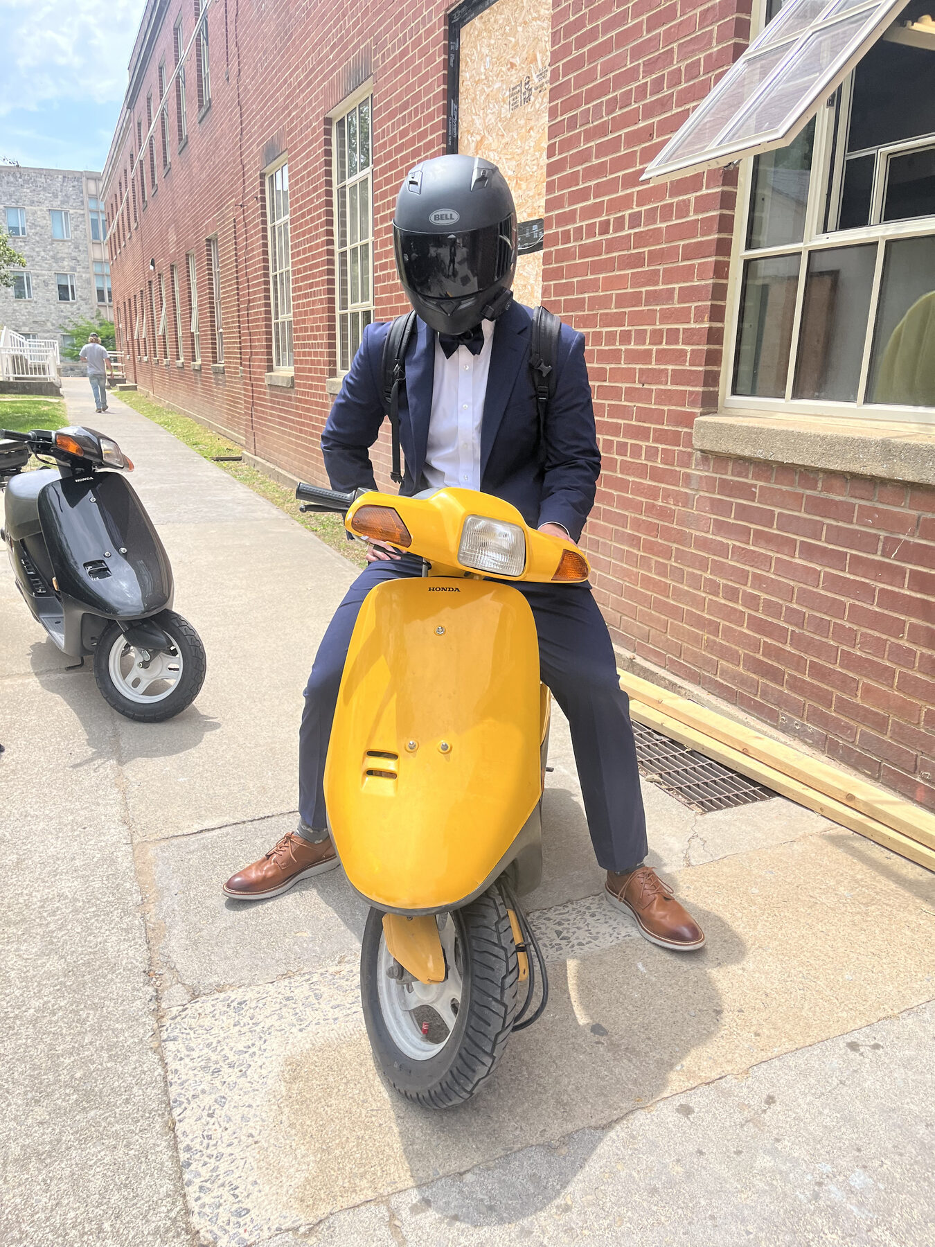 Picture day on the moped